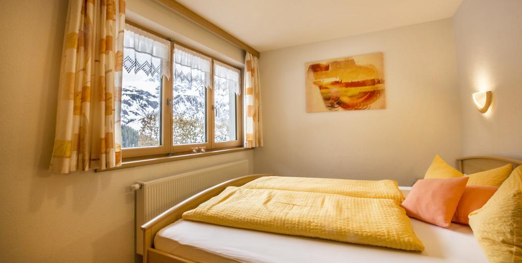 Schröcken Haus Annetteアパートホテル エクステリア 写真